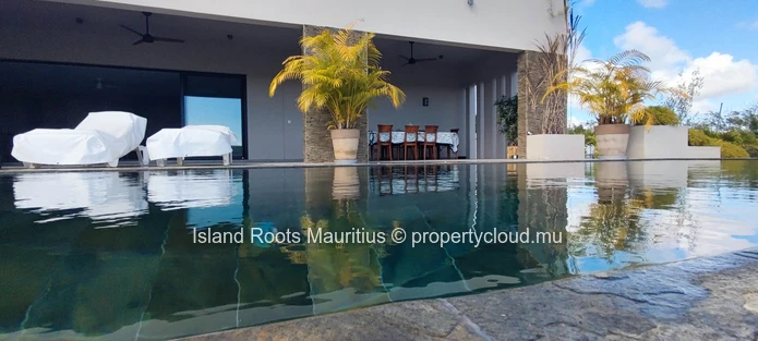 Exceptional, modern 3-bedroom villa located in the North
