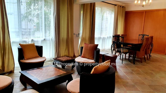 Floréal - Appartement en rez-de-chaussée de 185 m²