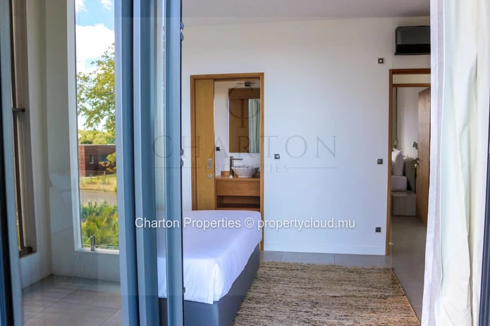 Contemporary 4-bedroom villa with a pool in a stunning natural setting in private Tamarin