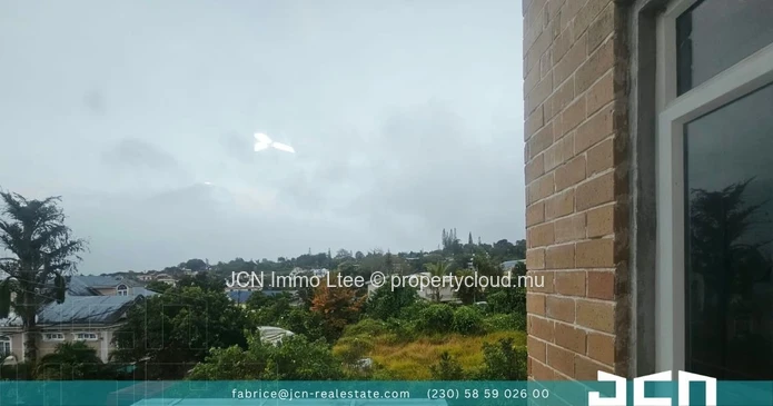 2 Maisons sur un terrain de 17 perches à vendre à Floréal (Curepipe)
