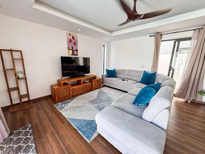 Charming Villa for Rent in Grand Baie – Comfort and Modernity