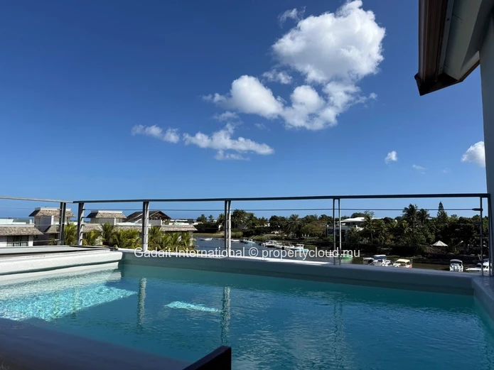 Penthouse de Luxe Vue Mer à La Balise Marina, Rivière Noire – La Seule Marina Résidentielle de l'Île Maurice