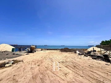 Commercial Land