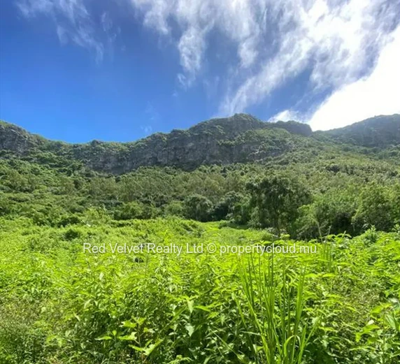  Premium Residential Land for Sale in Moka