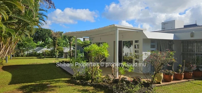 Maison Moderne à Vendre – Curepipe