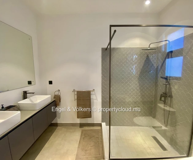 Modern 3-Bedroom Apartment for Sale – West Coast Living at Its Best