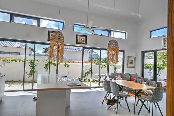 Élégante villa tropicale de 3 chambres