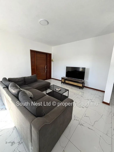 Villa familiale contemporaine de 4 chambres avec piscine privée - Mon Choisy