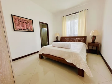 19 Bedroom Building