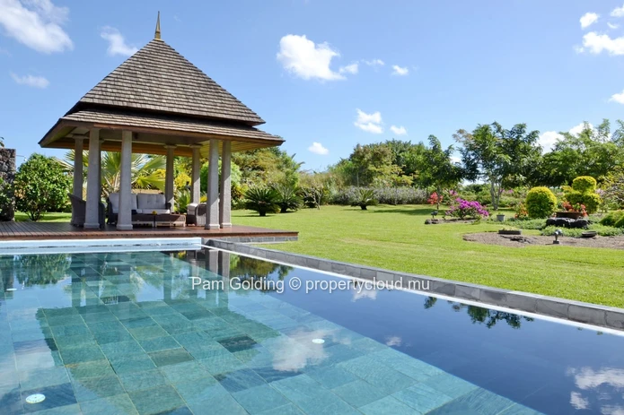 Villa de luxe de 4 chambres à Tamarin Golf Estate, île Maurice