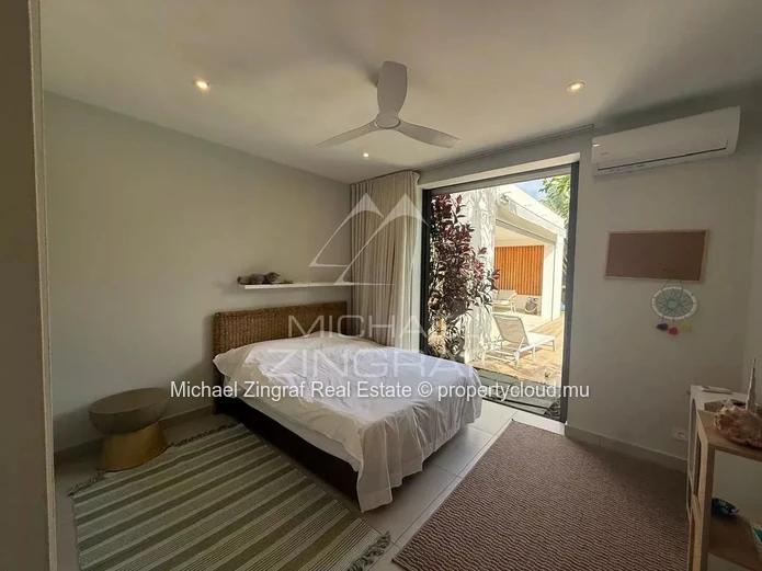 Élégante Villa 4 Chambres avec Piscine Privée à Forêt Daruty