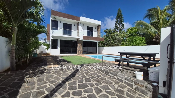 Bright Luxury Villa for Sale in Trou aux Biches – Quiet and Peaceful Area