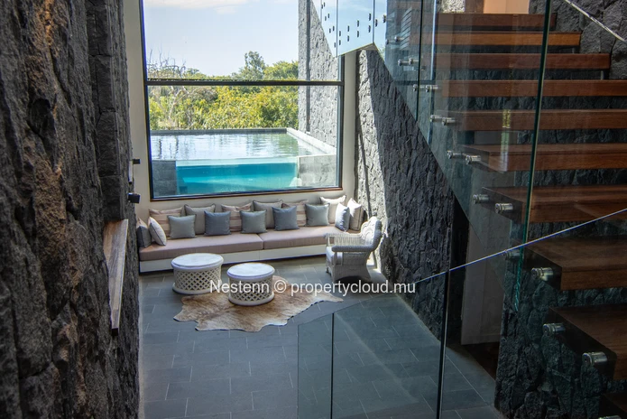 Modern triplex villa with 4 bedrooms