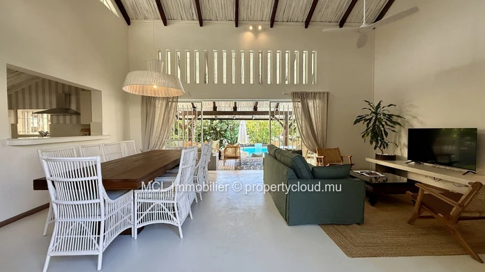 Maison Tropicale renovée à Calodyne