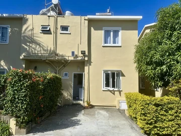 2 Bedroom Townhouse, Duplex