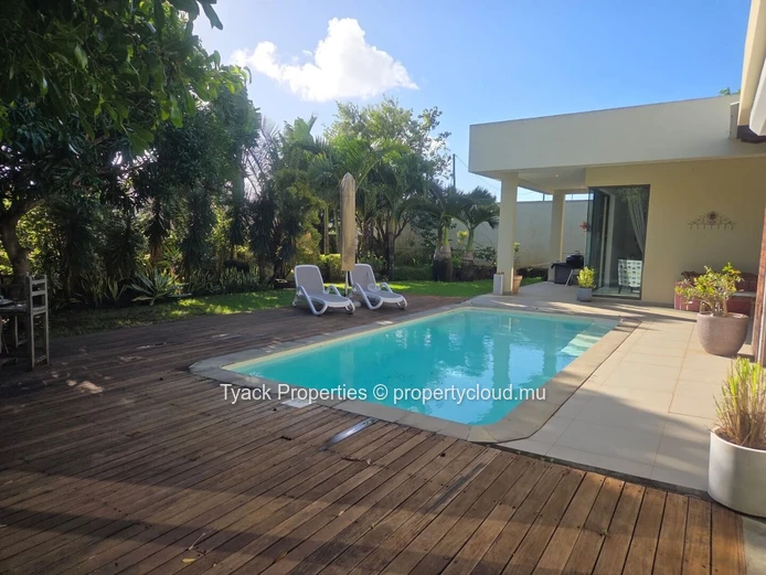 3-Bedroom PDS Villa with Private Pool and Office in Mauritius