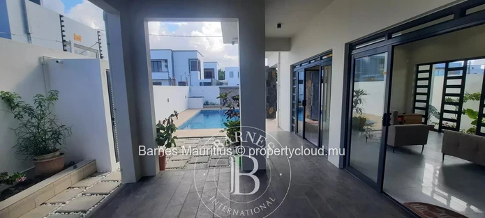 GRAND BAIE - Maison neuve avec 4 chambres