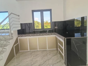 5 Bedroom Villa