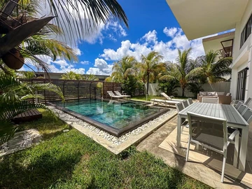 4 Bedroom Villa