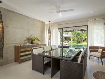 5 Bedroom Villa