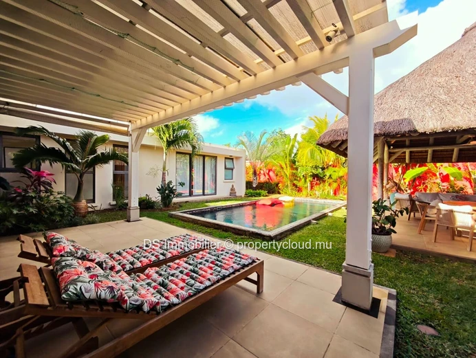 À Vendre – Villa De Plain-Pied Meublée - Résidence Sécurisée À Grand Baie