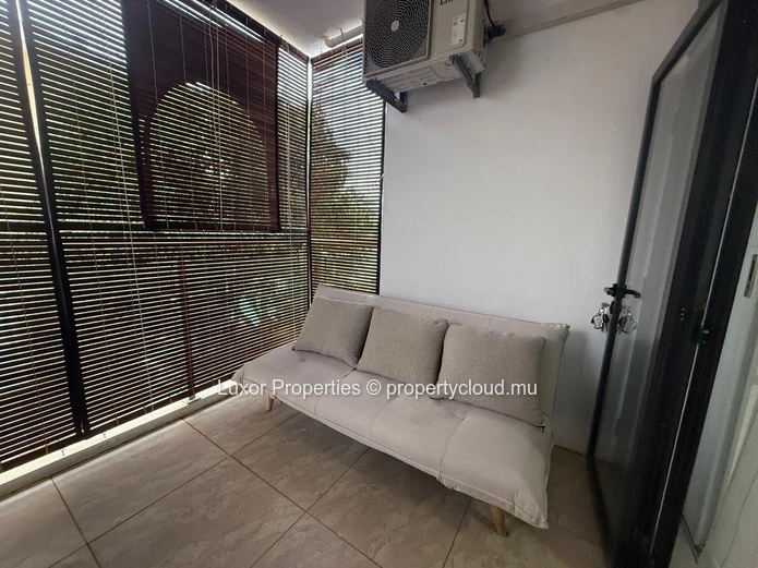 2-Bedroom Apartment in Flic en Flac | Rooftop Sea Views | Pool & Party Area 