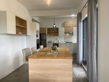 Appartement de 5 Chambres