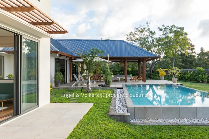 Fully Furnished 5-Bedroom Villa with Pool & Large Garden on Mauritius' East Coast