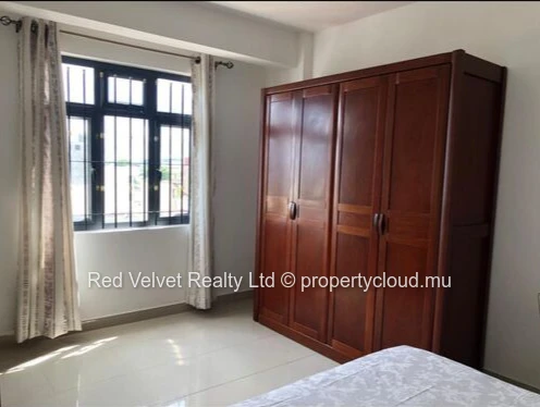 Appartement de 2 chambres à louer à Beau Bassin | Meublé | Accès par ascenseur