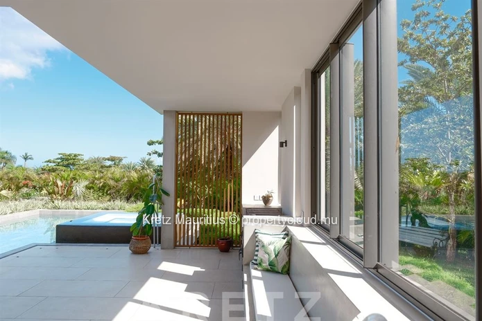 Entre réserve naturelle et golf : une villa contemporaine d'exception