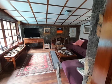 7 Bedroom House