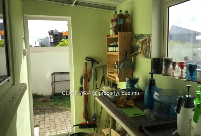 Spacieuse Maison Familiale à Vendre – Beau Vallon, Mahébourg 