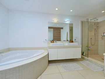 3 Bedroom Townhouse, Duplex