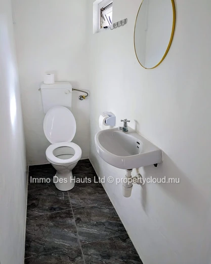 2 Bedroom House fully furnished for rent Curepipe 