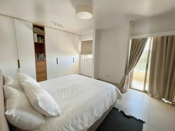4 Bedroom Townhouse, Duplex