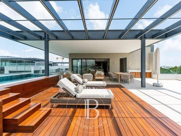 Penthouse de 4 Chambres