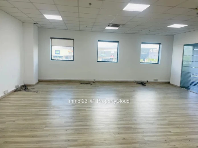 Bureau - 366m2 - Eb00e8ne - Ref. BU92012LO