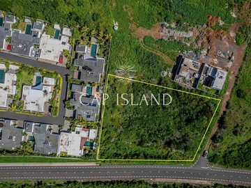 Commercial Land