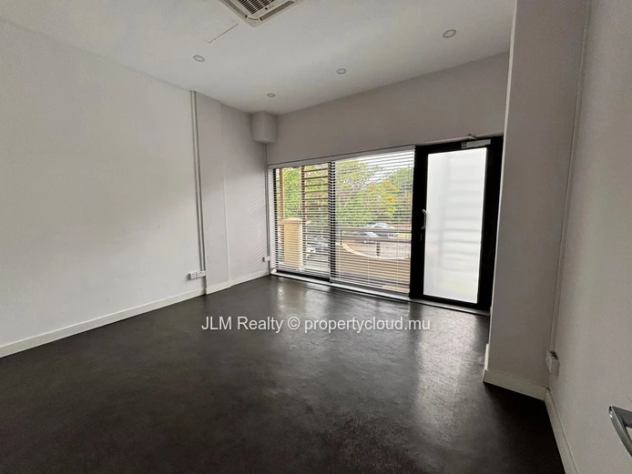 À louer – Bureau de 45 m² au centre de Tamarin, Ile Maurice