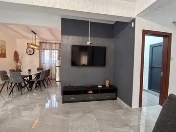 5 Bedroom Villa