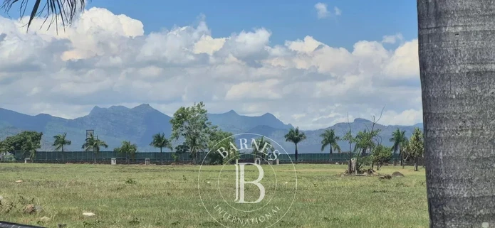 ROYAL PARK ESTATE – Terrain résidentiel d’exception à vendre - 1733 m²