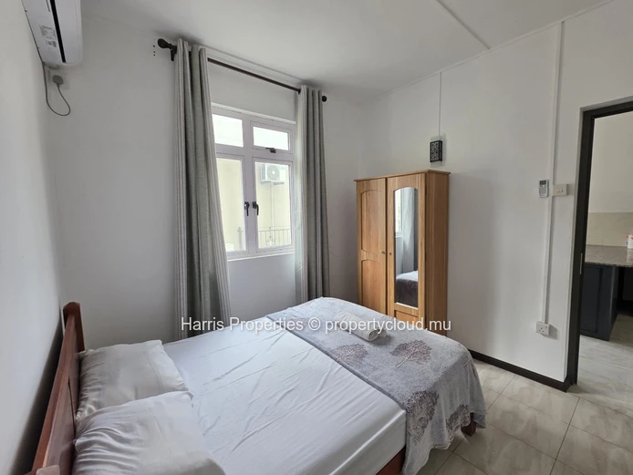 Magnifique appartement meublé au premier étage à louer à Pereybere