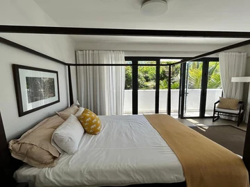 4 Bedroom Apartment
