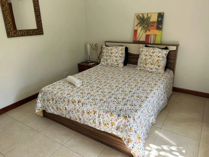 For Rent – Spacious 3-Bedroom Villa with Private Pool in a Secure Residence, Pereybere