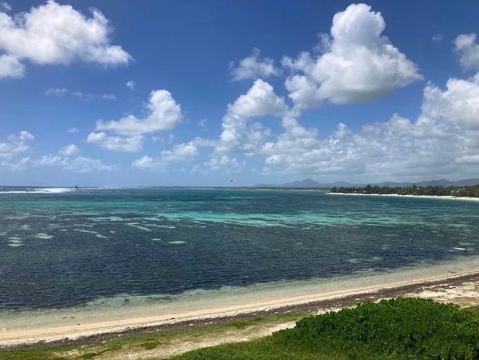 Beautiful Ground Floor Beachfront Apartment