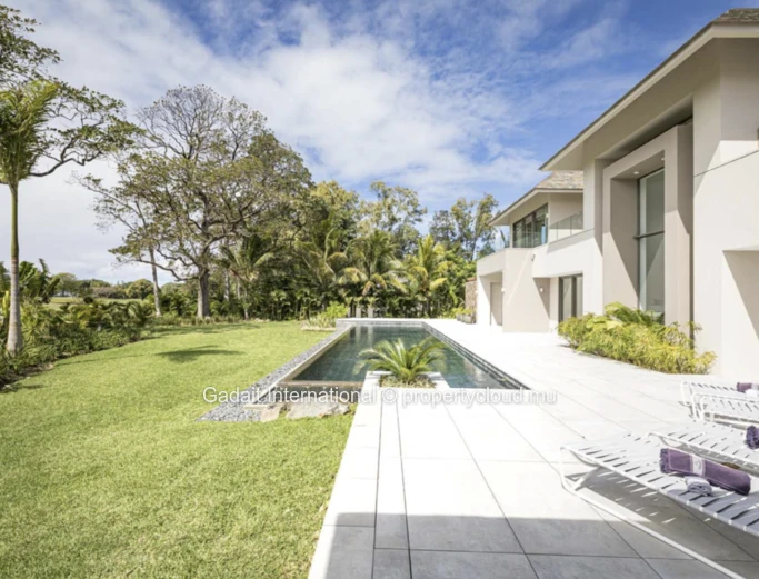 Architect-Designed 4-Suite Villa with Pool and Golf View in Anahita, Mauritius