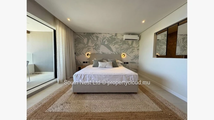 Appartement Duplex de Prestige en Front de Mer