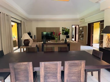 4 Bedroom Villa
