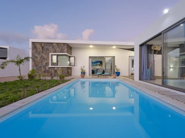 4 Bedroom Villa