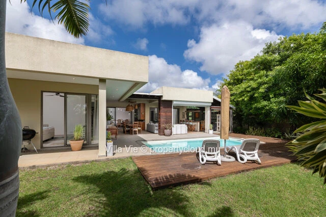 Mont Mascal - Maison moderne de 3 chambres en-suite avec piscine